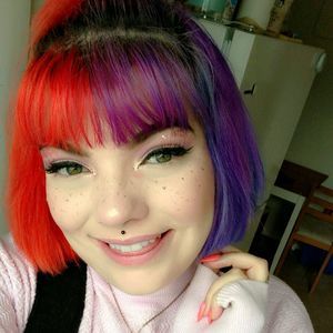 Meet your Posher, Vicky